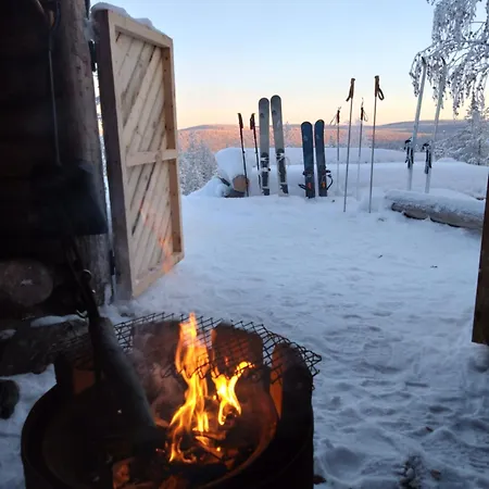 Проживание в семье Experience Accommadation Eco-unela