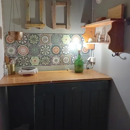 Homestay Experience Accommadation Eco-unela *