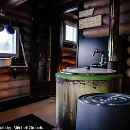 Проживание в семье Experience Accommadation Eco-unela